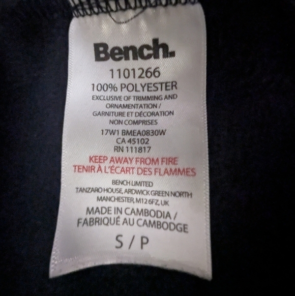 Bench Tech Jacket With Handwarmer Cuffs and Stand Up Collar Mens Size Small - Picture 7 of 10